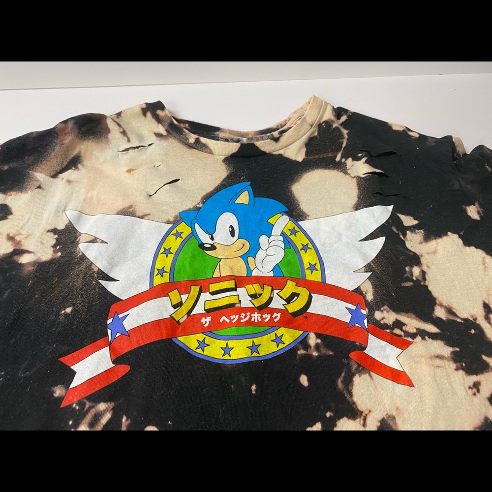 Sonic Custom Tee - Picture 2 of 4